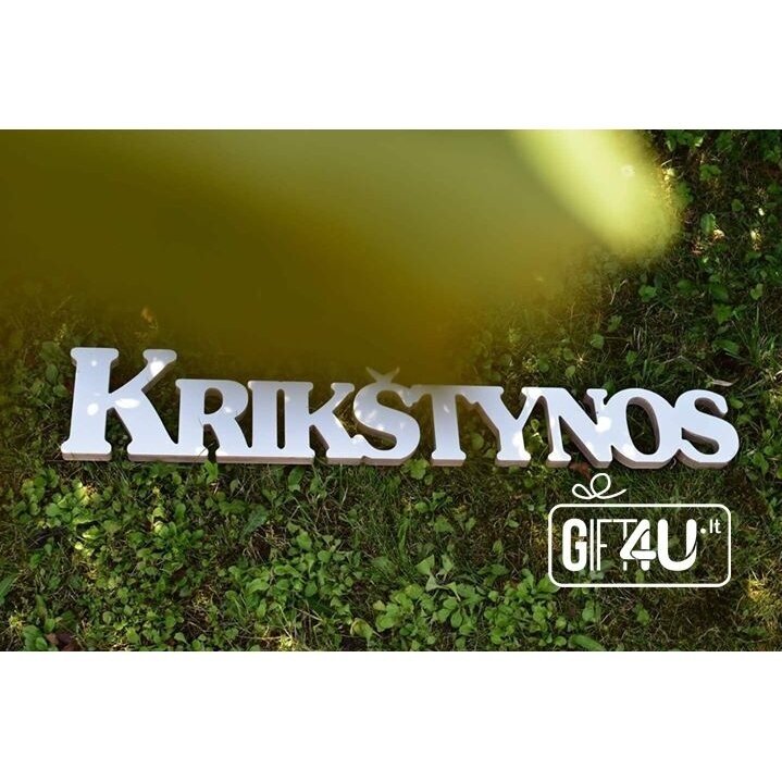 Pastatomas žodis "Krikštynos" (baltas)